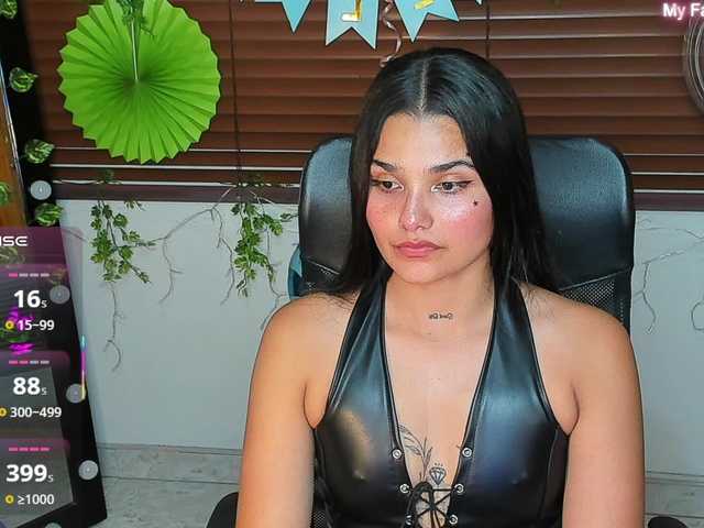 DestinyHills's BongaCams show and profile