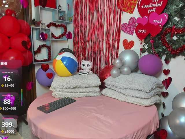 DestinyHills's BongaCams show and profile