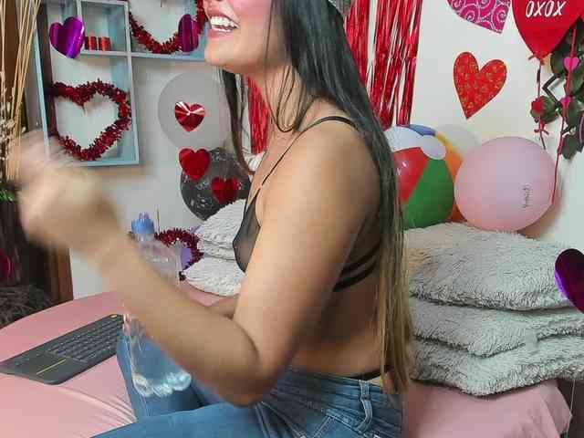 DestinyHills Live Webcam on BongaCams