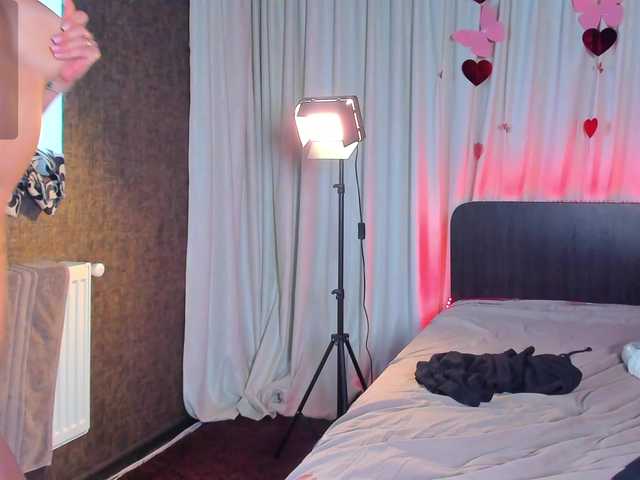 BongaCams Jesikalooove is Freechat Jesikalooove — My thrill is your caresses 55,69,77,111 my favorite vibrations. Private is open there I will make your wishes