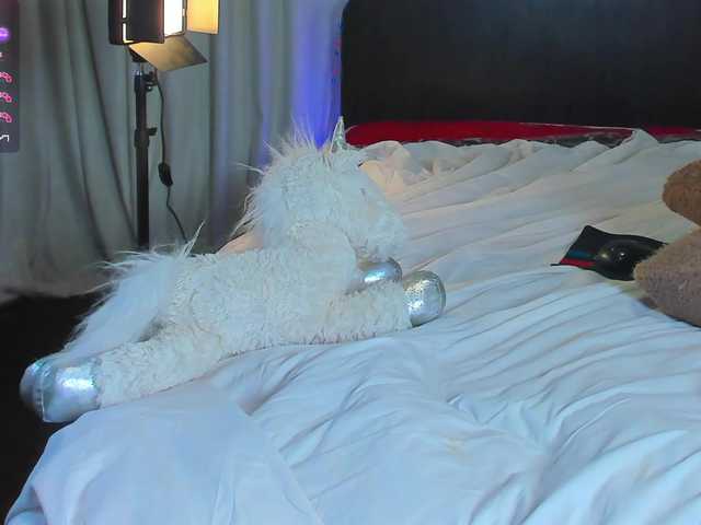 Jesikalooove's BongaCams show and profile