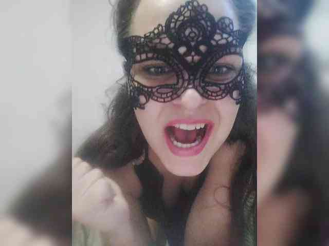 IrinaWhite94 webcam