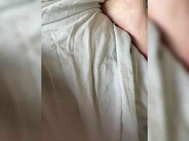 Essss33331 Live Webcam on {site_name}