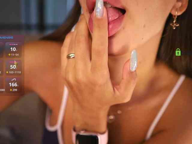 nude live chatroom -lola-