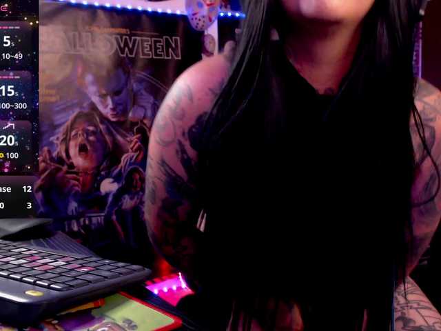 LiaAdams's BongaCams show and profile