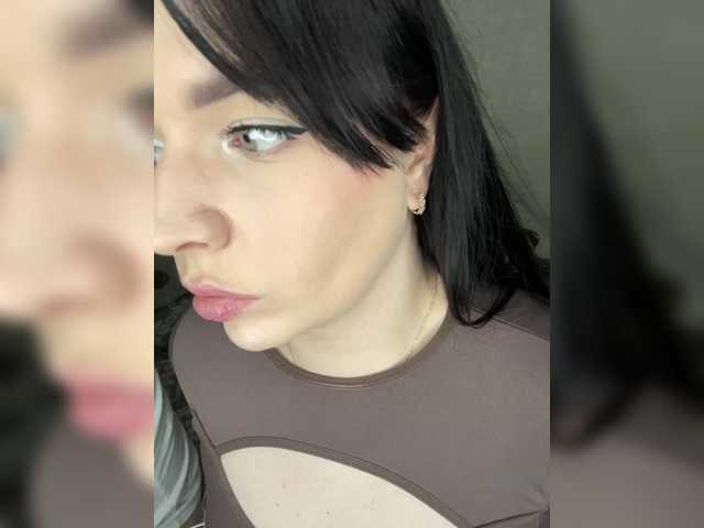 Sex chat gratuit in direct cu HellMor pe BongaCams