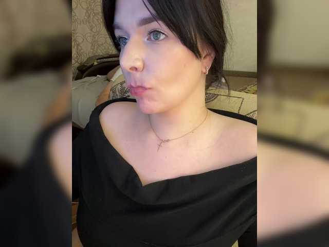 Sex chat gratuit in direct cu HellMor pe BongaCams