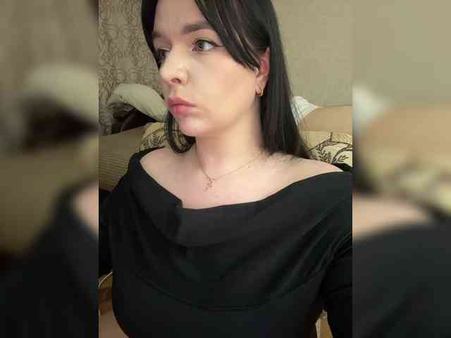 HellMor Live Webcam on {site_name}