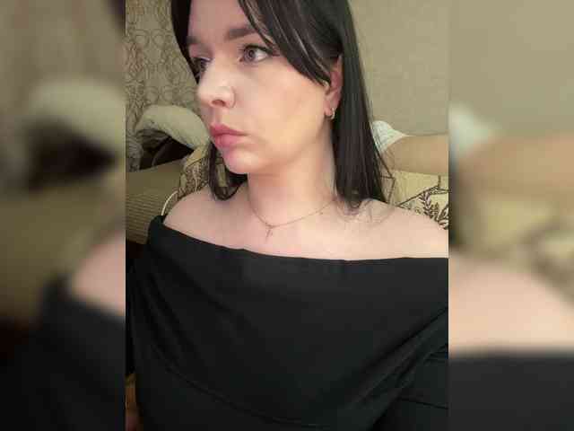 HellMor Live Webcam on {site_name}