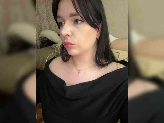 HellMor Live Webcam on {site_name}