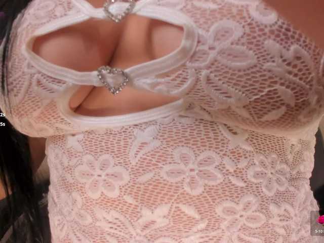  MiaRoberts1 chat room