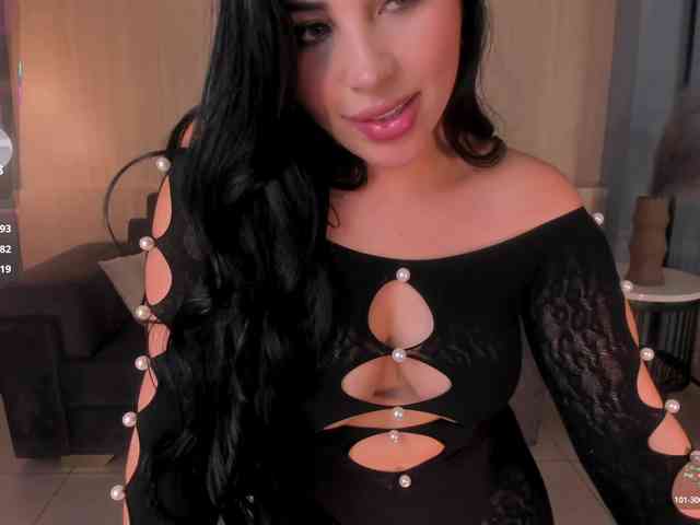 MiaRoberts1 webcam