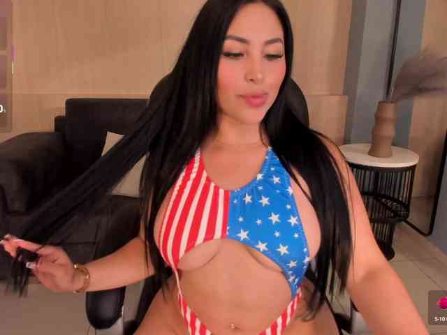 MiaRoberts1