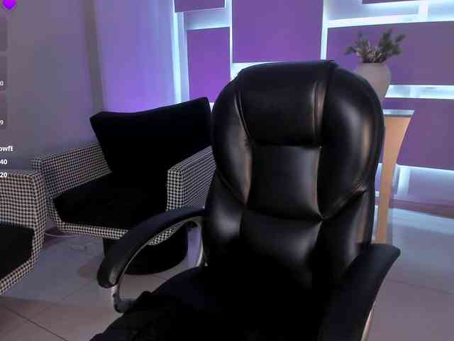 MiaRoberts1 MiaRoberts1