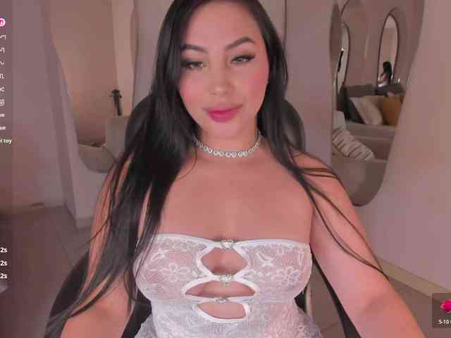 MiaRoberts1