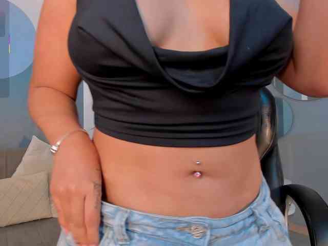 private chatroom MiaRoberts1