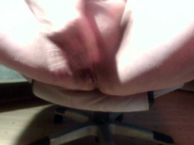 RoxolanaNiks's BongaCams show and profile