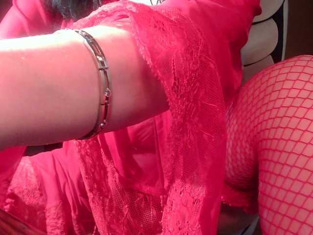 RoxolanaNiks's BongaCams show and profile