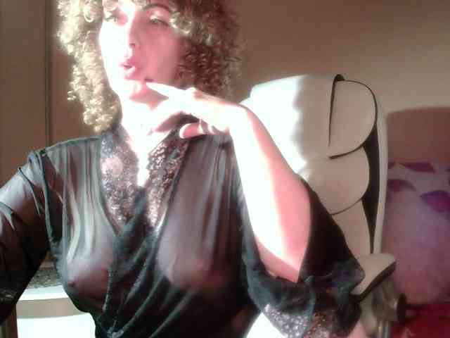 Kleo77777 webcam