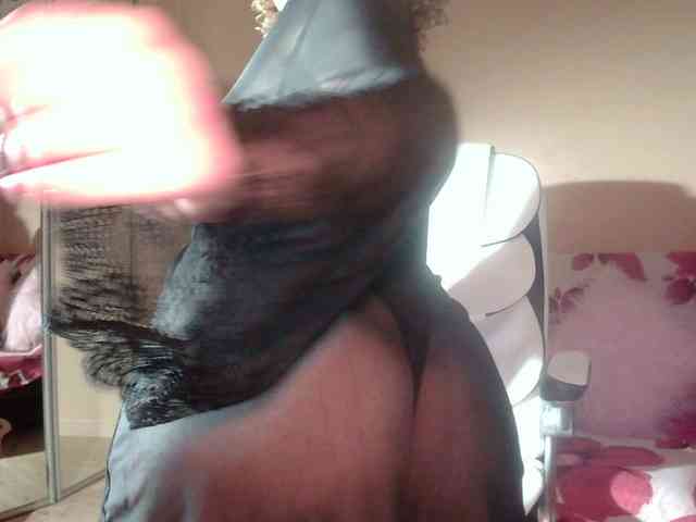 Kleo77777 webcam