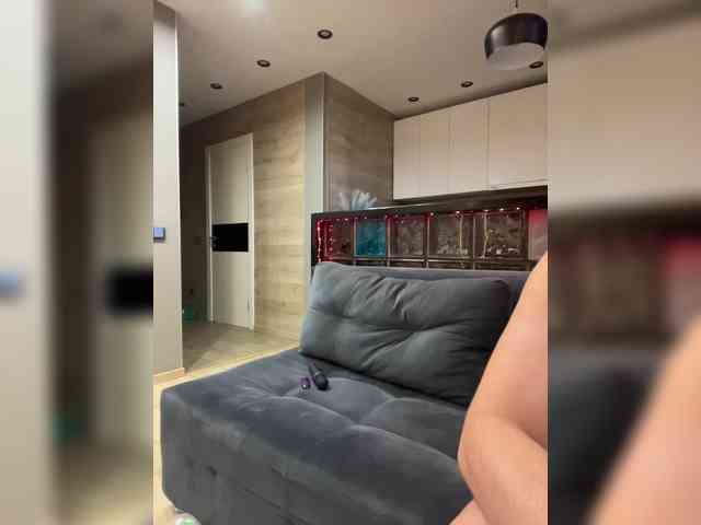 spy web cam No-Face-Guy