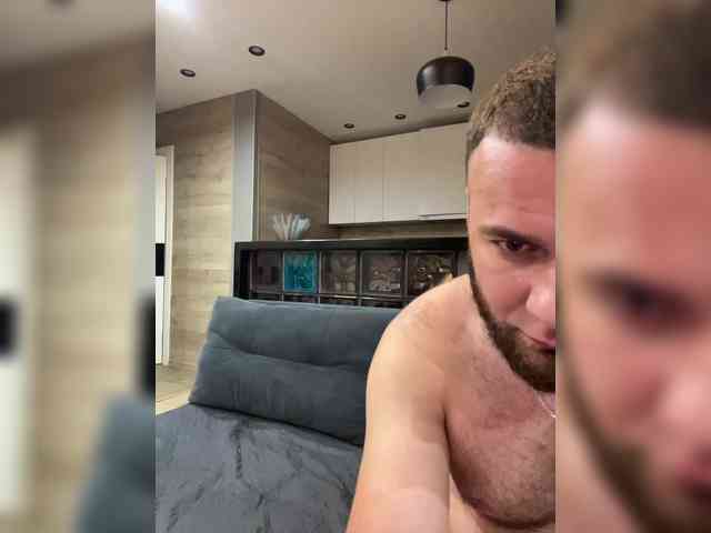 amateur nude online No-Face-Guy