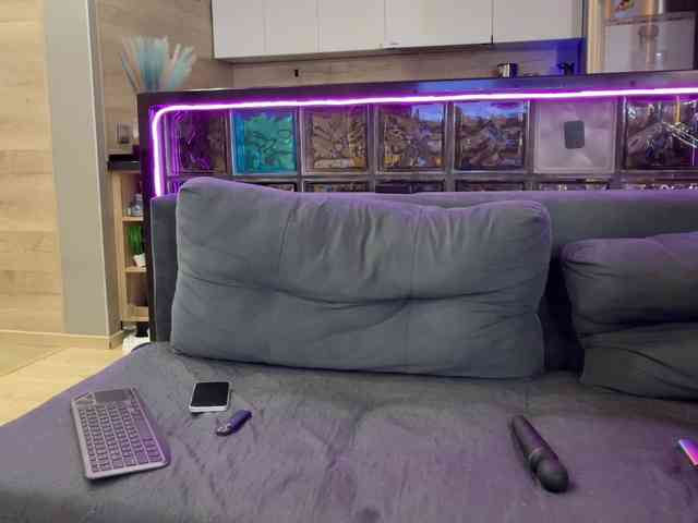 Miss_Love webcam