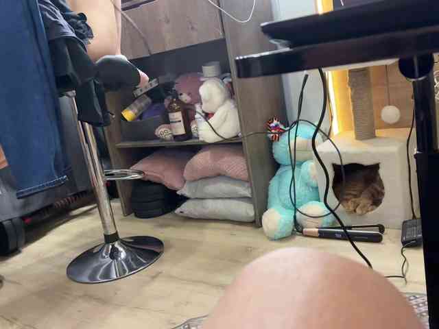 No-Face-Guy No-Face-Guy