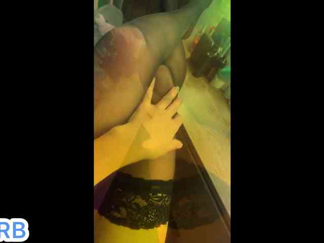 Miss_Love webcam