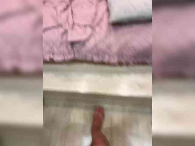 videochat nude No-Face-Guy
