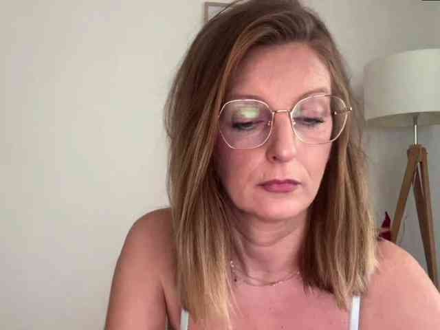 RachellaFox RachellaFox