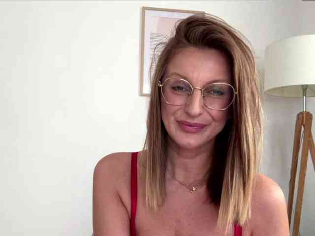 RachellaFox RachellaFox