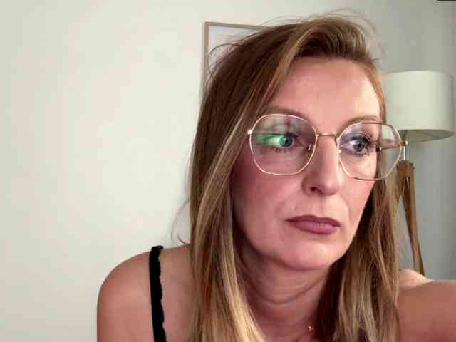 RachellaFox RachellaFox