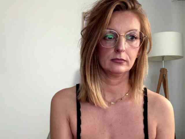 RachellaFox RachellaFox