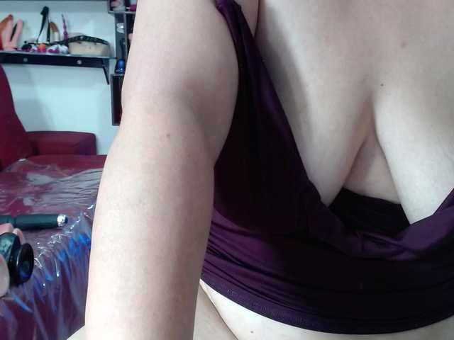 angellove266's BongaCams show and profile