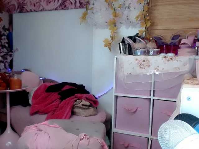 ElyinkPornsta's BongaCams show and profile