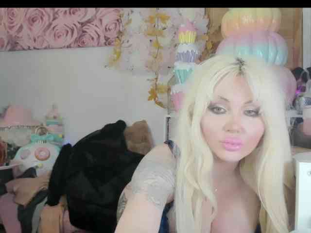 ElyinkPornsta webcam