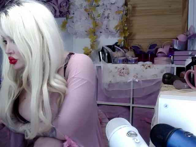 ElyinkPornsta webcam