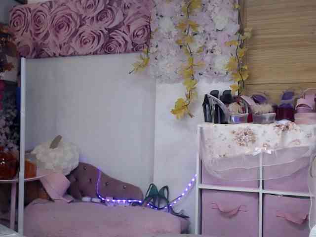 ElyinkPornsta webcam