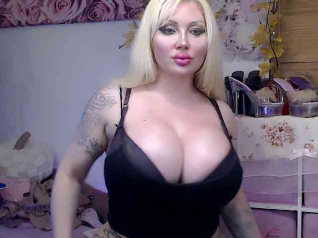 ElyinkPornsta webcam