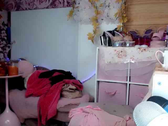 ElyinkPornsta webcam