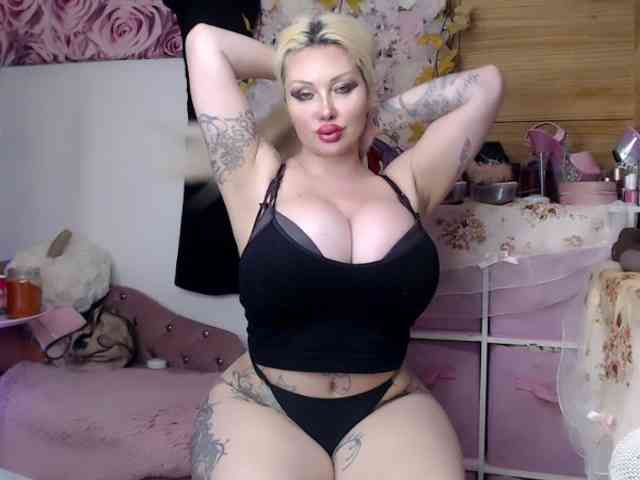 ElyinkPornsta webcam