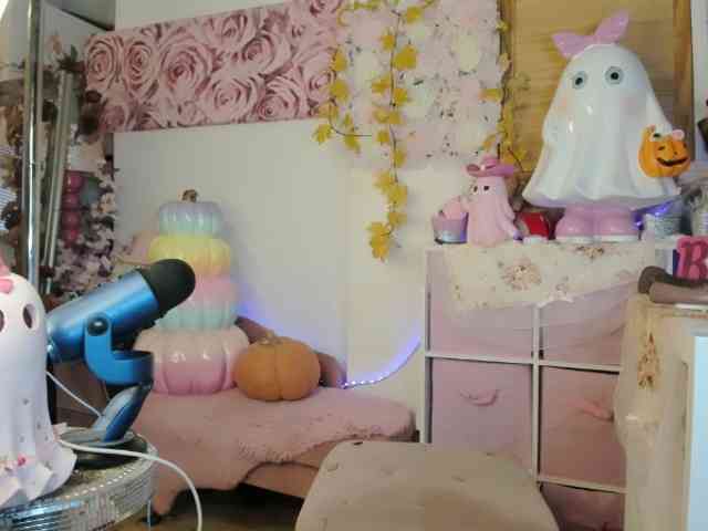 ElyinkPornsta webcam