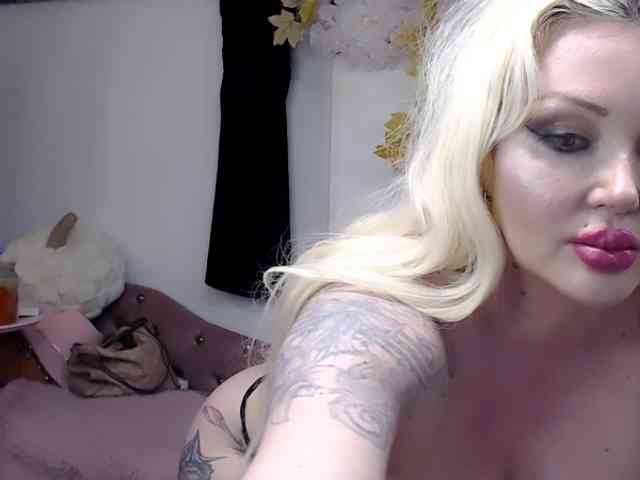 ElyinkPornsta webcam