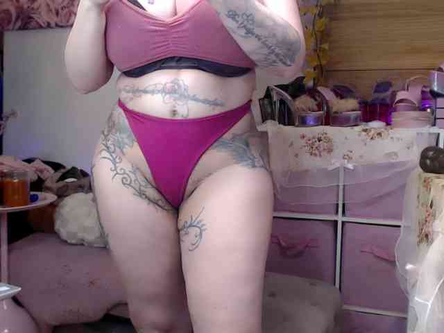 ElyinkPornsta webcam