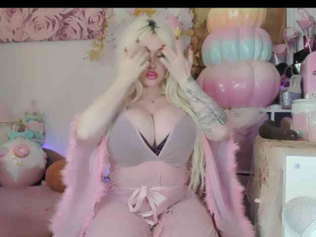 ElyinkPornsta ElyinkPornsta