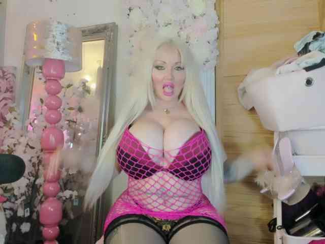 ElyinkPornsta webcam