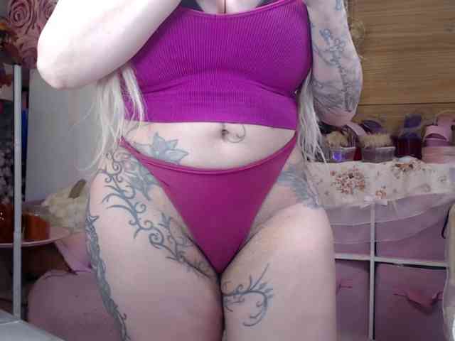 ElyinkPornsta webcam