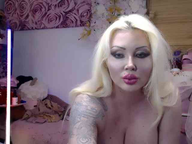 ElyinkPornsta webcam