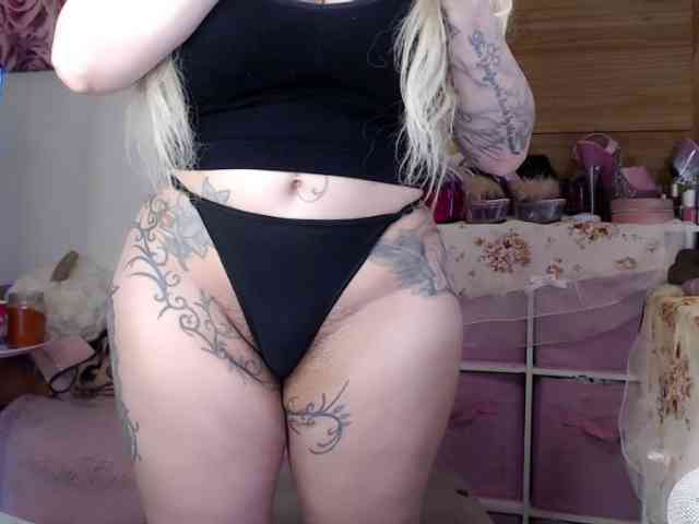 ElyinkPornsta webcam